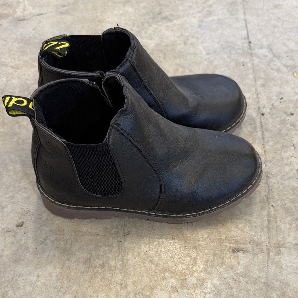 Kids Black Chelsea Boots